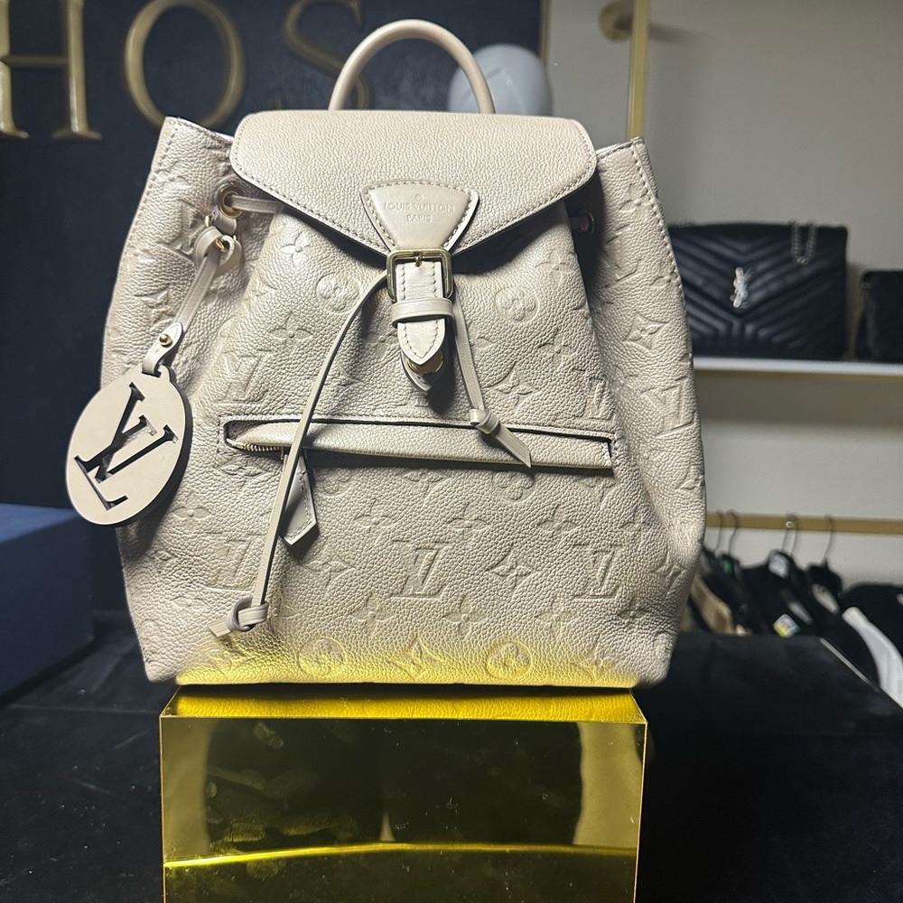 Louis Vuitton Monogram Montsouris PM Backpack 2020 Spring Collection